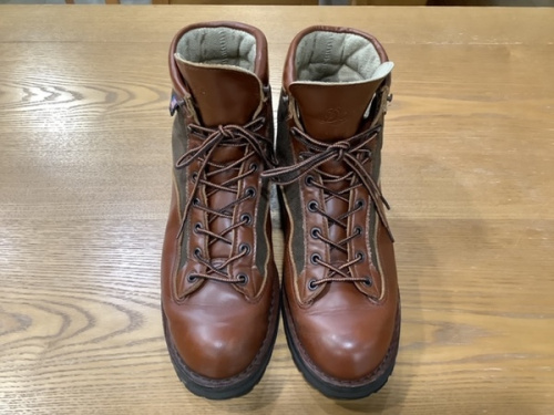ブーツのDANNER