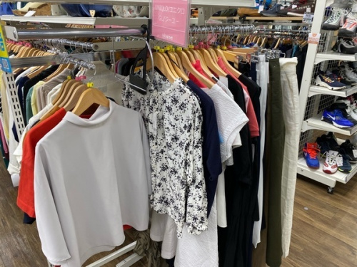 トップスのUNIQLO