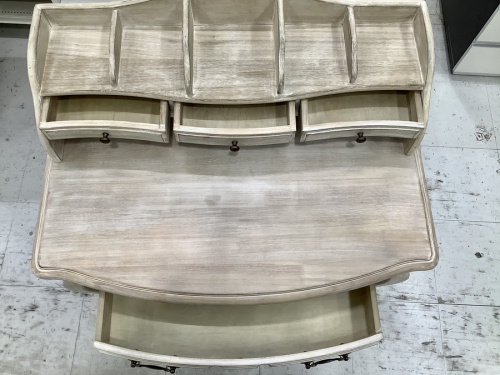 シャビーシックの参考価格29800円