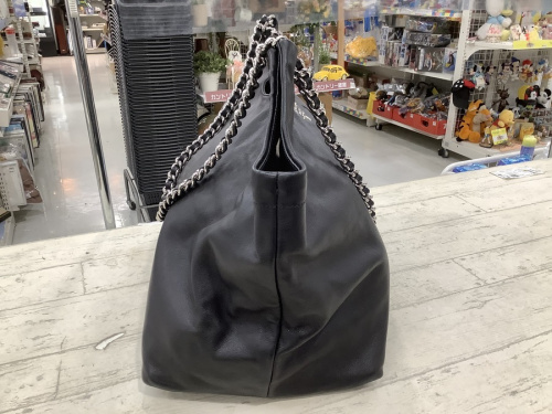 PRADAの横浜川崎中古ブランド情報