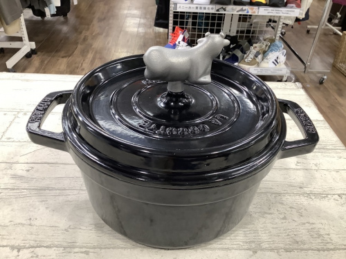 ペアプレートのSTAUB