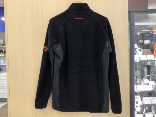 マムートのMAMMUT