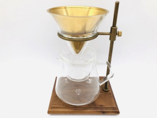 アウトドアのKINTO