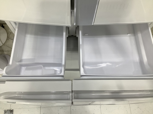 6ドア冷蔵庫のHITACHI