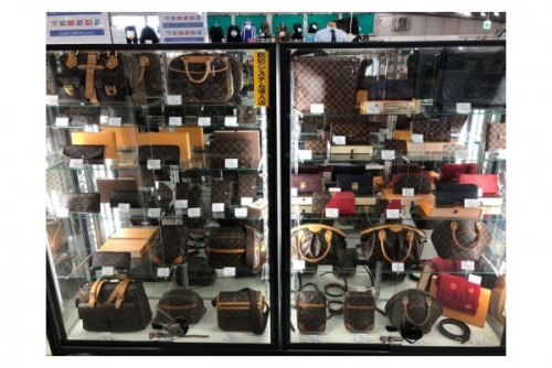 ブランド・ラグジュアリーのLOUIS VUITTON