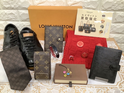 横浜川崎中古洋服情報