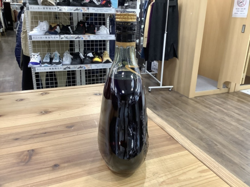 HENNESSYの横浜川崎中古洋服情報