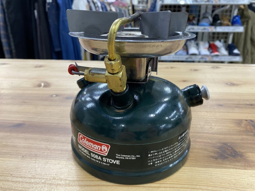 キャンプ用品のガソリンシングルバーナー