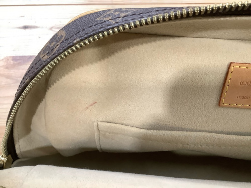ハンドバッグのLOUIS VUITTON