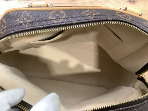 LOUIS VUITTONの横浜川崎中古洋服情報