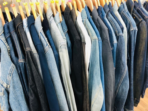ジーンズの古着　横浜　青葉　都筑　たまプラーザ