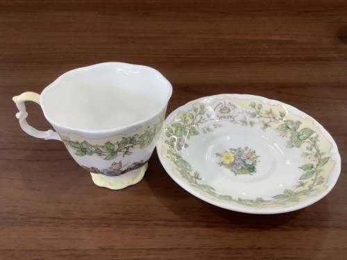 四季セットの横浜　青葉　食器