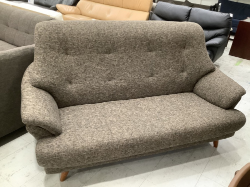 NOCE(ノーチェ)の3人掛けソファー