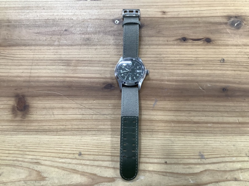 H703050の横浜　青葉区　リストウォッチ