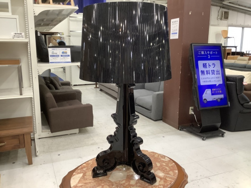 Kartell(カルテル)のテーブルランプ