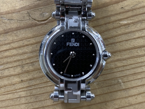 リストウォッチのF75210L