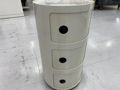 コンボニビリの収納家具