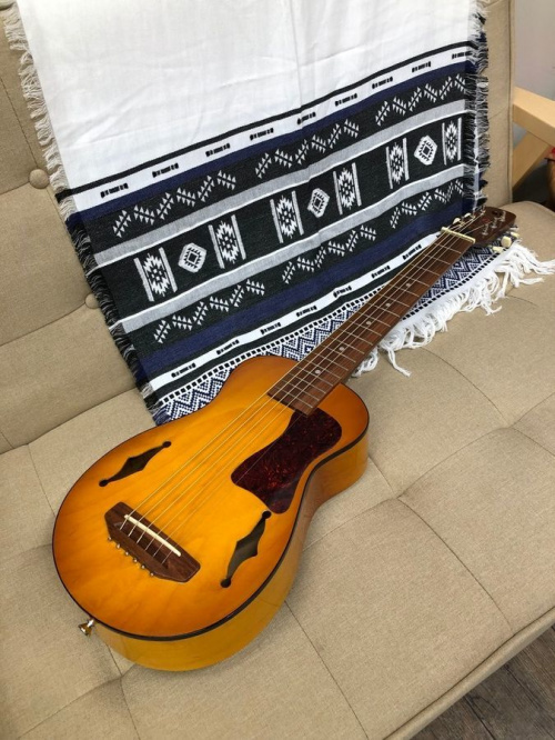 中古楽器の中古　アコギ　横浜