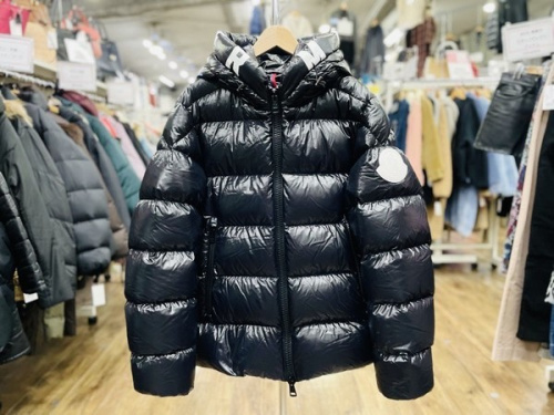 レディースファッションのMONCLER