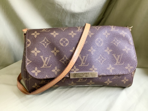 川崎 青葉 世田谷 鶴見 横浜 洋服 中古 買取の横浜川崎中古ブランド情報