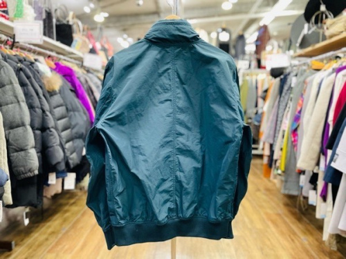 STONE ISLANDのストーンアイランド
