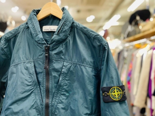 ストーンアイランドの横浜川崎中古洋服情報