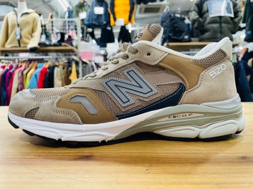 NEW BALANCEのニューバランス