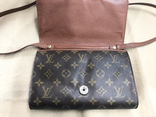 バッグのフラップショルダーバッグ