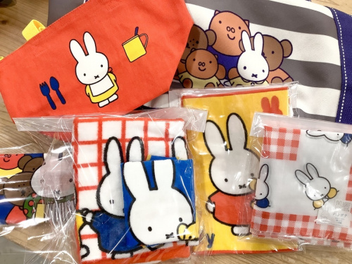 サンリオのHELLO KITTY
