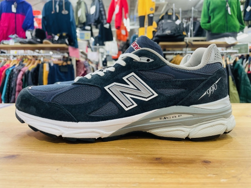 レディースファッションのNEW BALANCE