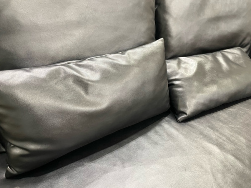 ソファーの3人掛けソファー