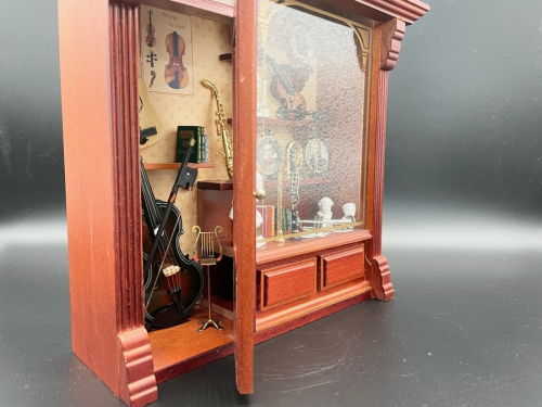 REUTTER PORZELLAN(ロイターポーセリン)のミニチュアが買取入荷致し