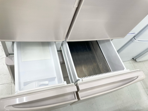 6ドア冷蔵庫のSHARP