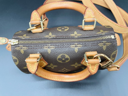 ハンドバッグのLOUIS VUITTON