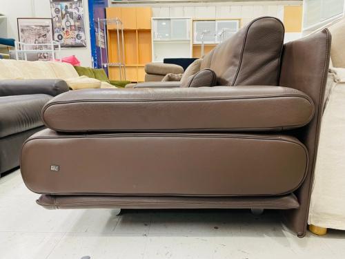 ROLFBENZの横浜川崎中古家具情報