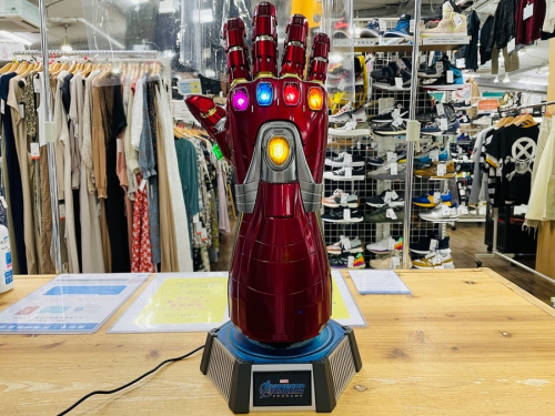 Hot toysのMARVEL