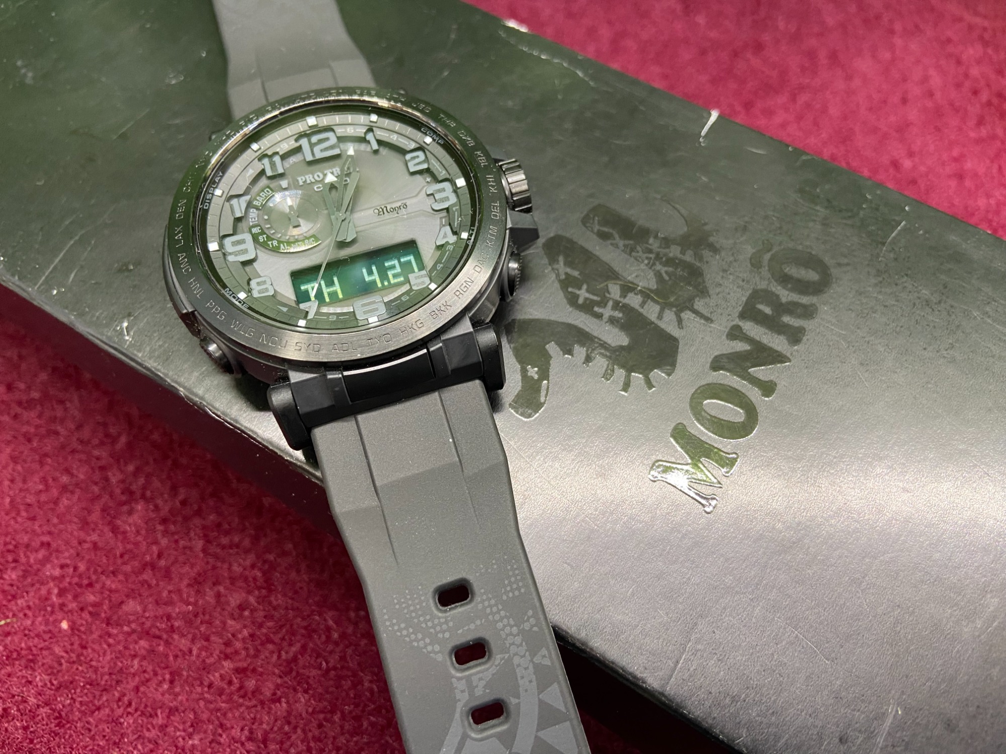 CASIO PRO TREK(カシオ プロトレック）とMonro(モンロ)のコラボ