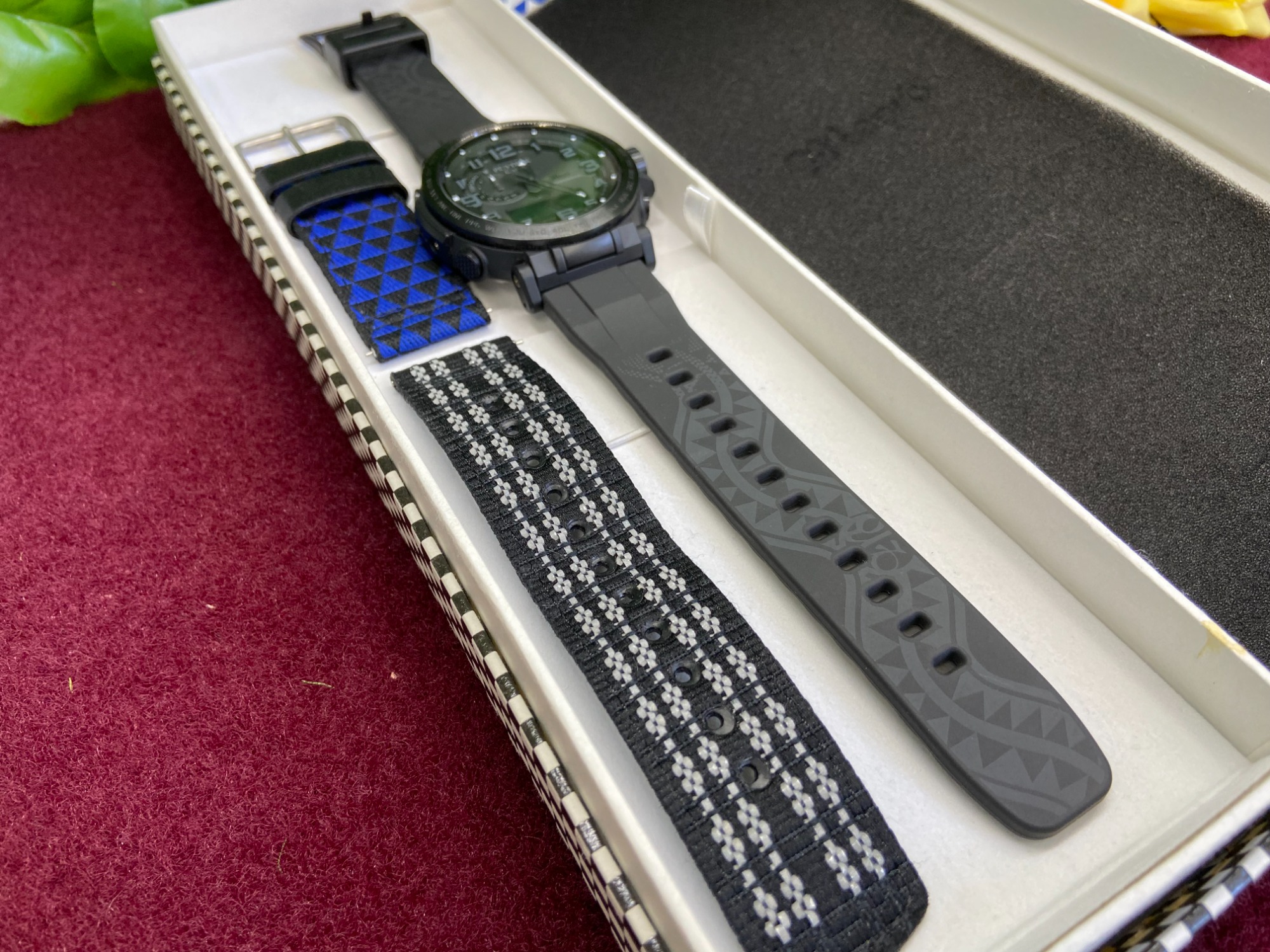 CASIO pro trek Monro コラボ ダブルネーム 限定 即完売 CASIO pro trek Monro コラボ ダブルネーム 限定 即完売 - メルカリ