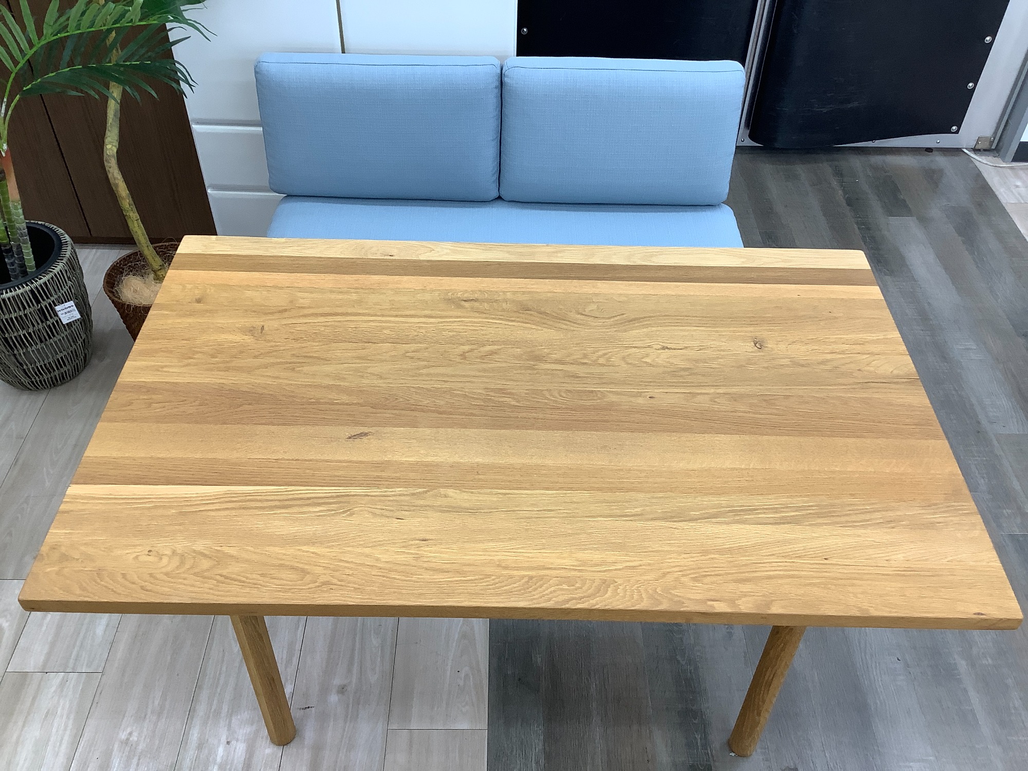 新入荷】ダイニング三点セットをご紹介します！｜2024年03月31日