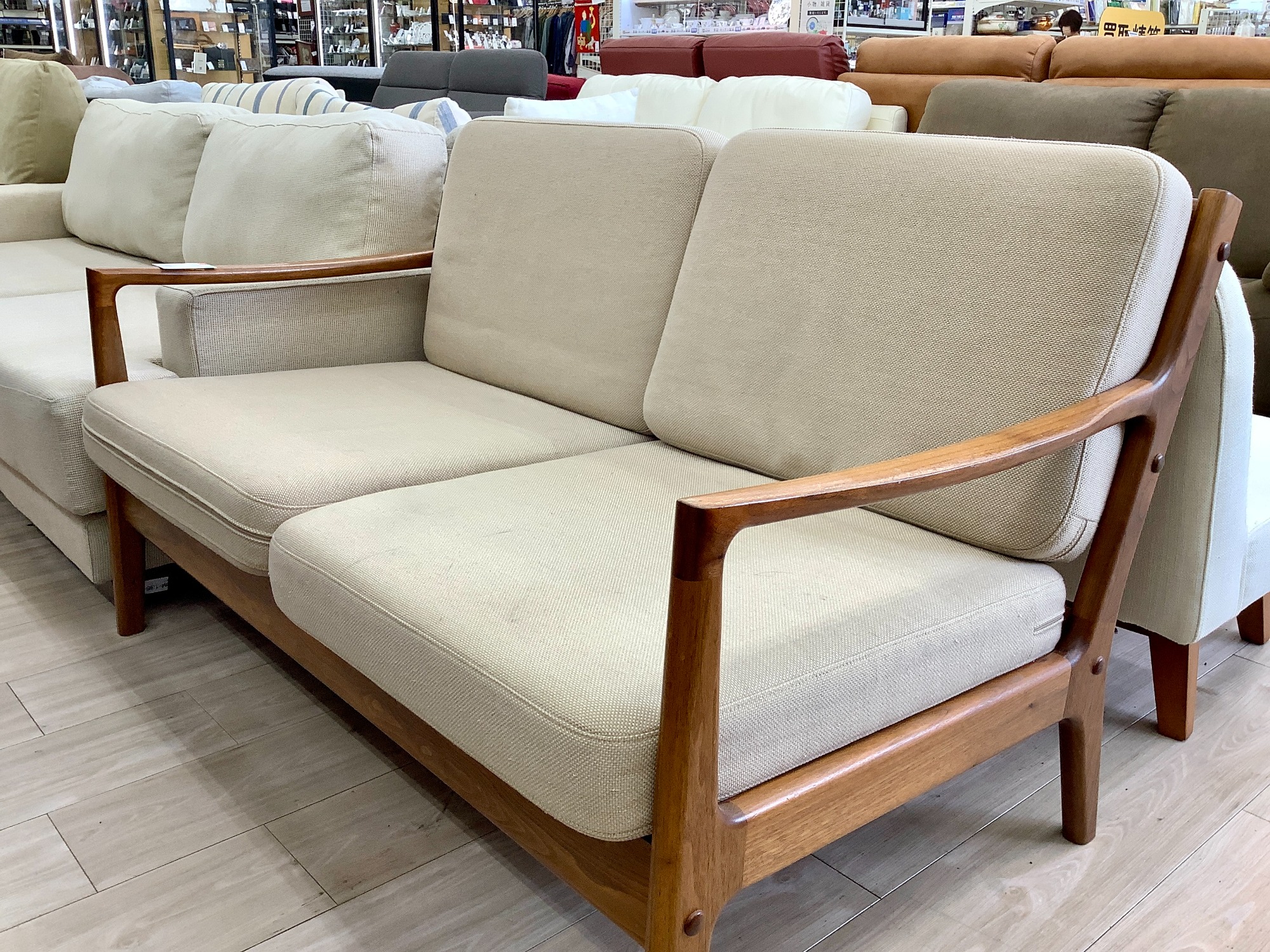 未使用品ハイチェストのご紹介！（トレファク寝屋川） 大川家具】アルダー材を使用した北欧テイストの6段ハイチェスト