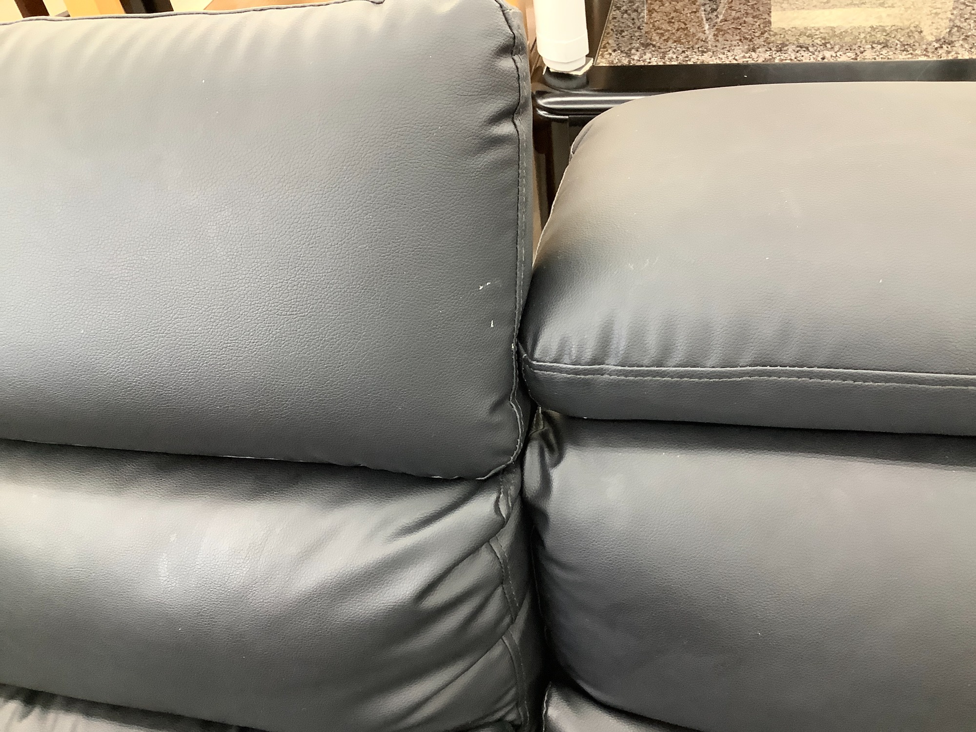 ソファー買替えをお考えの方必見です！】MANAcasaのカウチソファーをご 