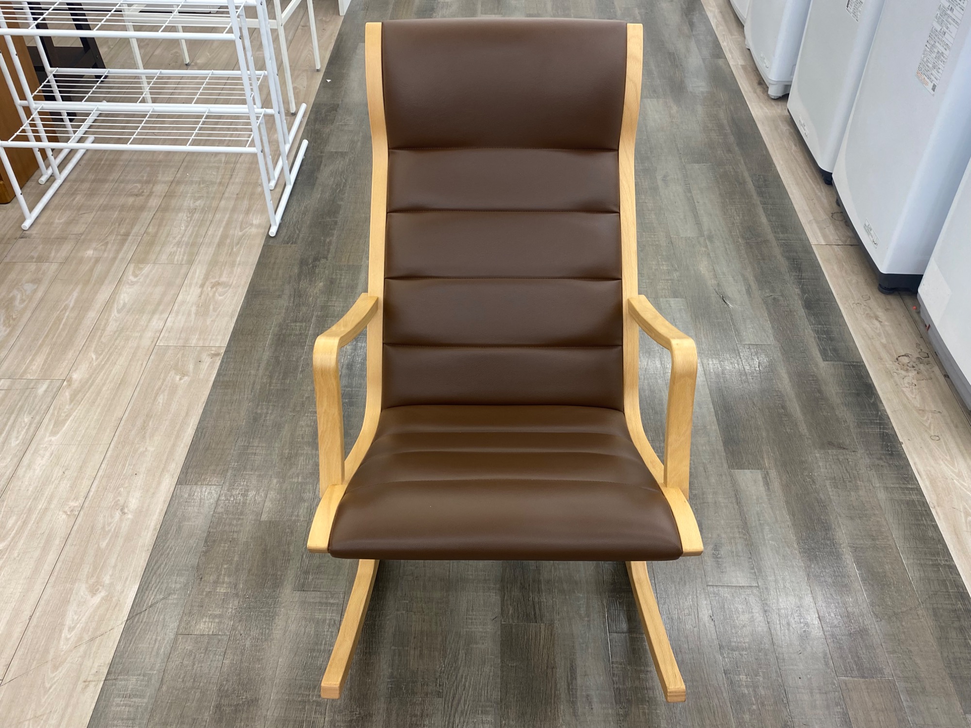 天童木工のロッキングチェアーのご紹介！（トレファク寝屋川） 新入荷！】天童木工のロッキングチェアーをご紹介します☆彡｜2025年09