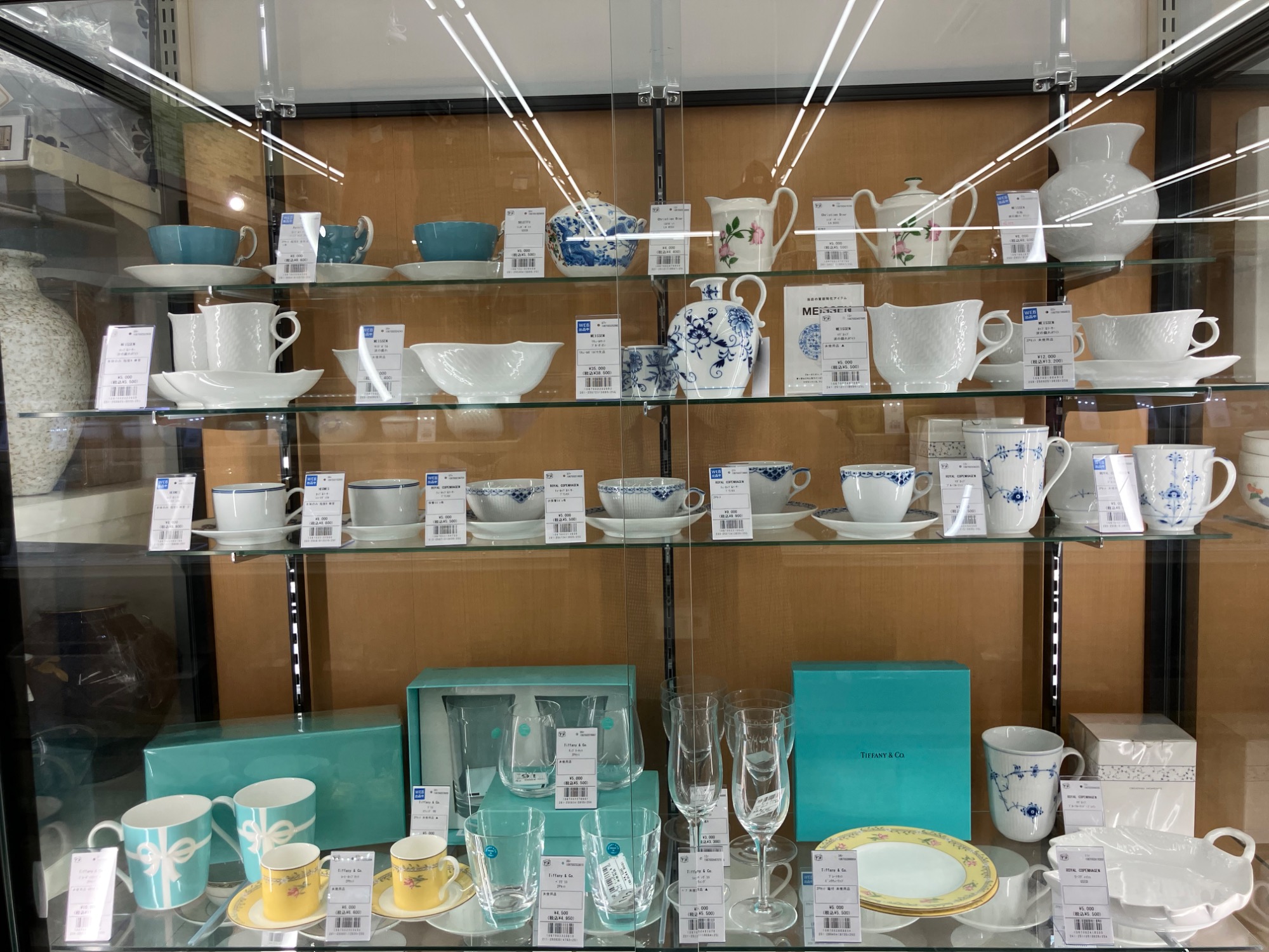 食器棚のご紹介！（トレファク寝屋川） レンジボードの新情報】トレファク家具のご紹介！！【トレファク寝屋川