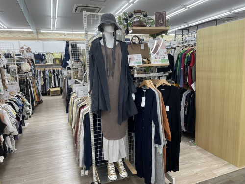 トレファクの寝屋川　リユース
