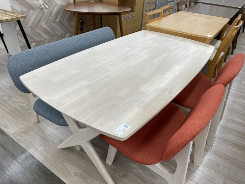 ダイニングのおしゃれ家具