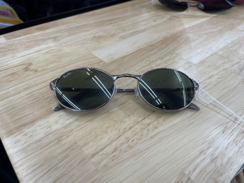 レイバンのRAY-BAN