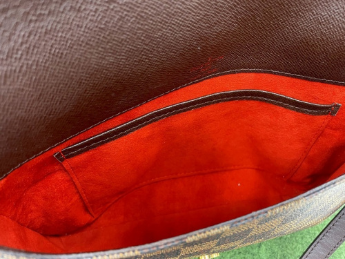 ルイヴィトンのLOUIS VUITTON
