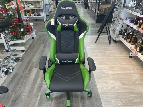 ギャラクスヒーローのゲーミングチェア