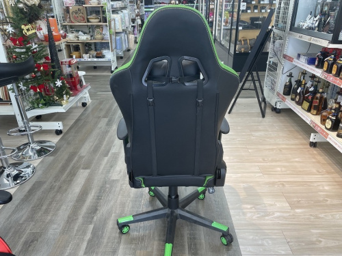 ゲーミングチェアの中古家具