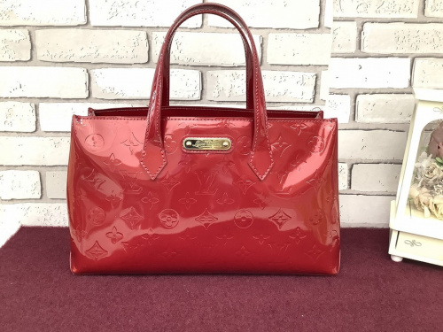 ルイヴィトン*キャリーバッグ*レッド*ヴェルニ*LOUIS VUITTON ルイヴィトン*キャリーバッグ*レッド*ヴェルニ*LOUIS VUITTON LOUIS